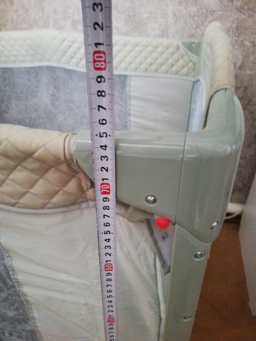 Продам кровать  манеж с матрассом