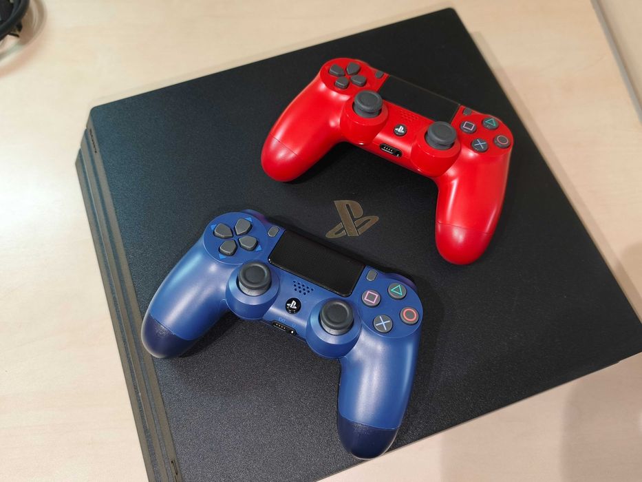 Перфектен - Sony PlayStation 4 Pro 7216B | FW 11.00 | SSD 512 GB | PS4 | PS4 PRO | 11