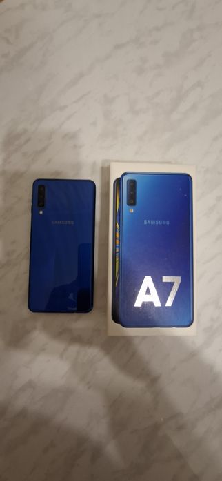 Samsung A7 2018 год