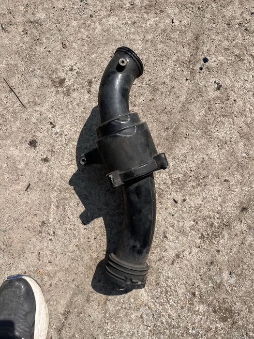 Резонатор / Турбо път /  тръба Mercedes S class W 221  320 cdi