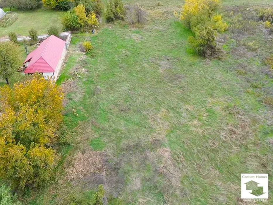 120388 Два съседни парцела в регулация в с. Първомайци, В. Търново