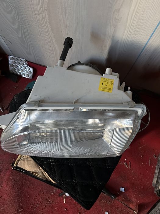 Фара 2114 сатылады