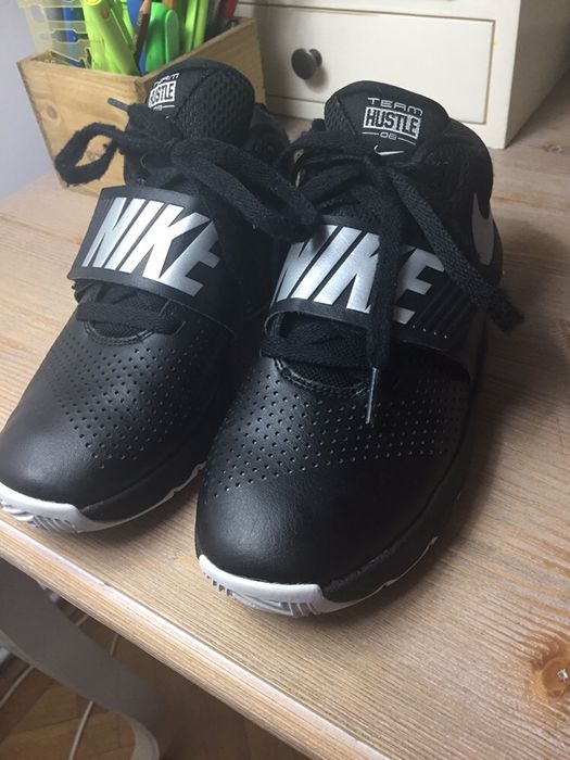 Adidași Nike marimea 36!!!