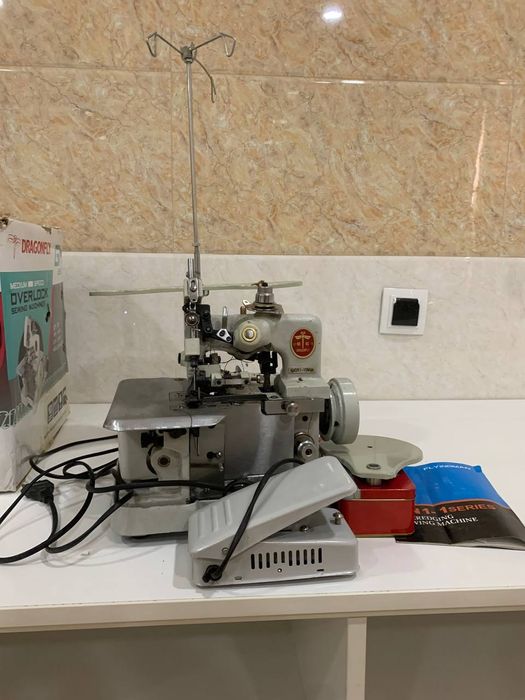 Tikuv moshina   sotiladi srochno!