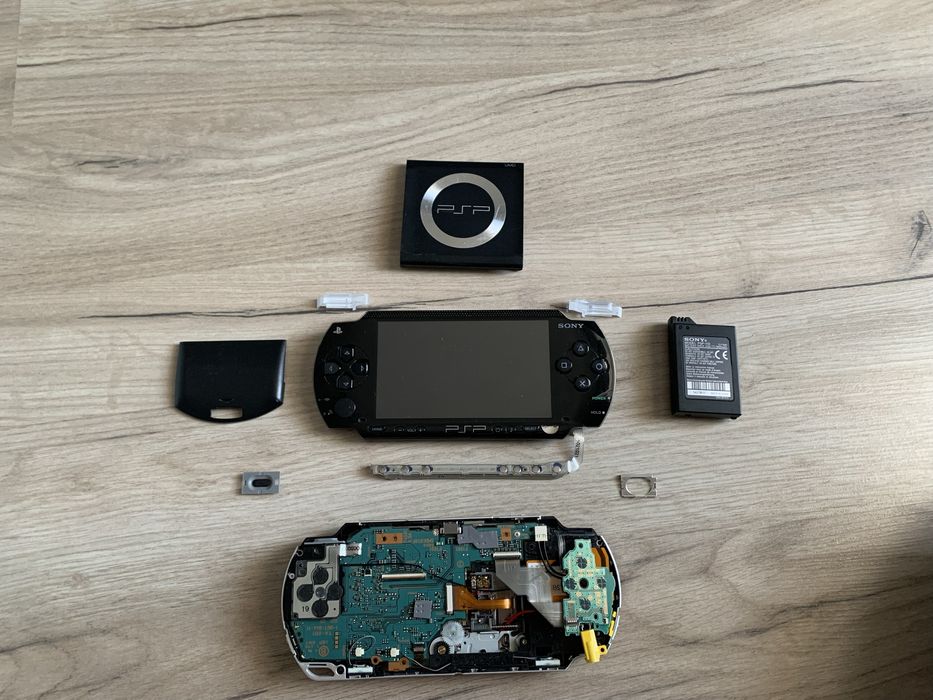 Запчасти консоли PSP