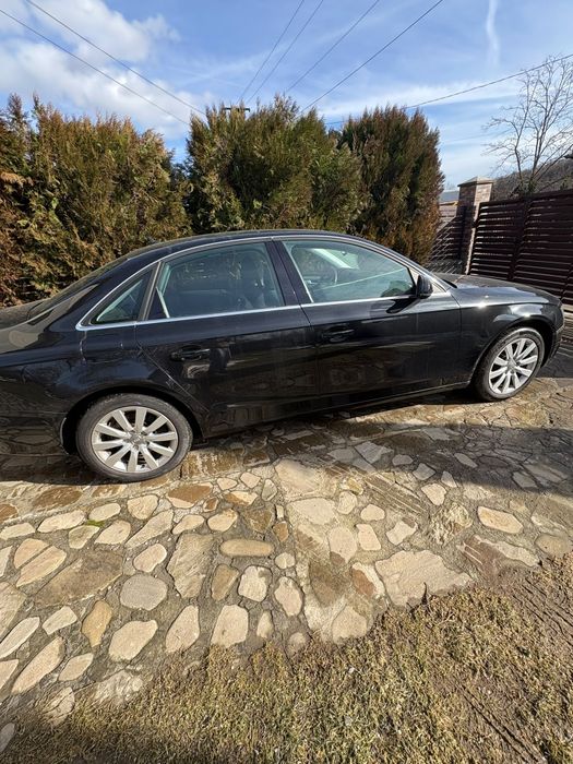 Vând Audi, stare bună