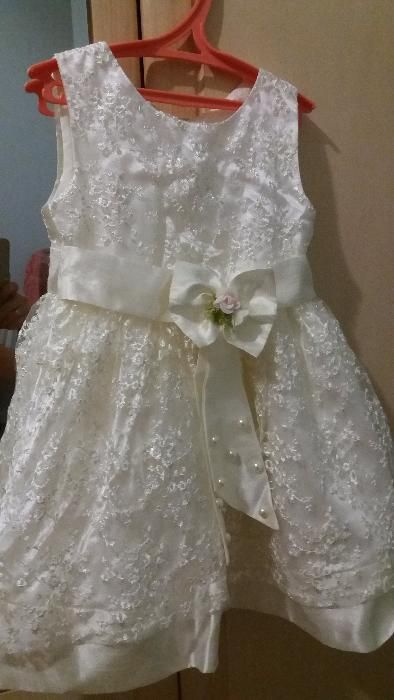 продам детское платье