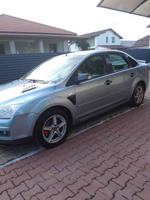 Ford Focus Sedan-2007