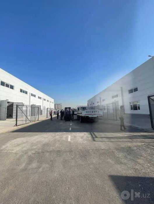продается помещение под производство или под склад 1 200 квадратов