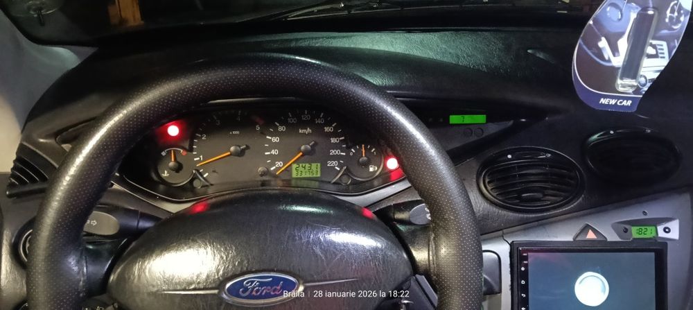 Vând Ford focus 1