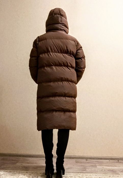 Продам новый зимний пуховик!!!