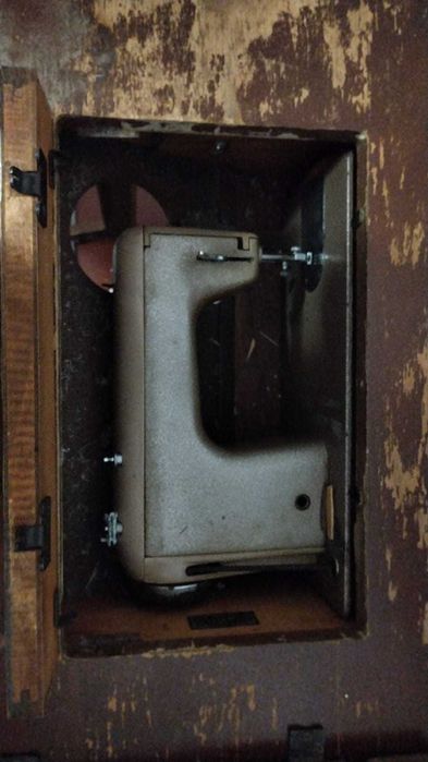 Mașină de cusut Ileana, stare bună de funcționare