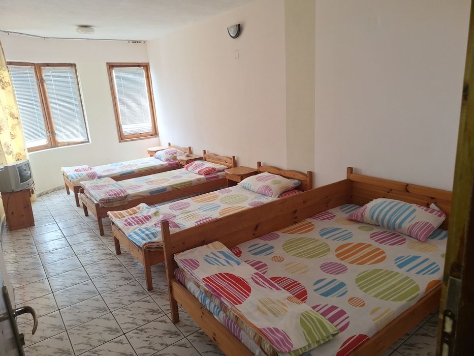Дава се под наем Четиристаен апартамент в Приморско - 20 кв.м за 6.63 € - Снимка #3