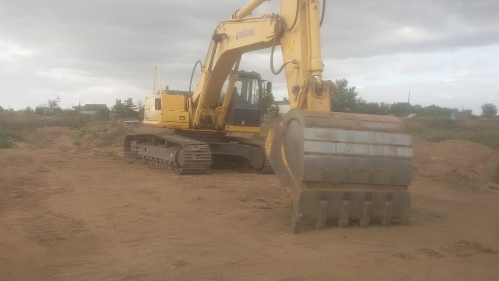 Сдаем в аренду самосвалы