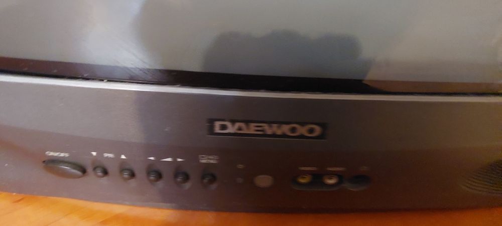 Телевизор Daewoo cтарого образца