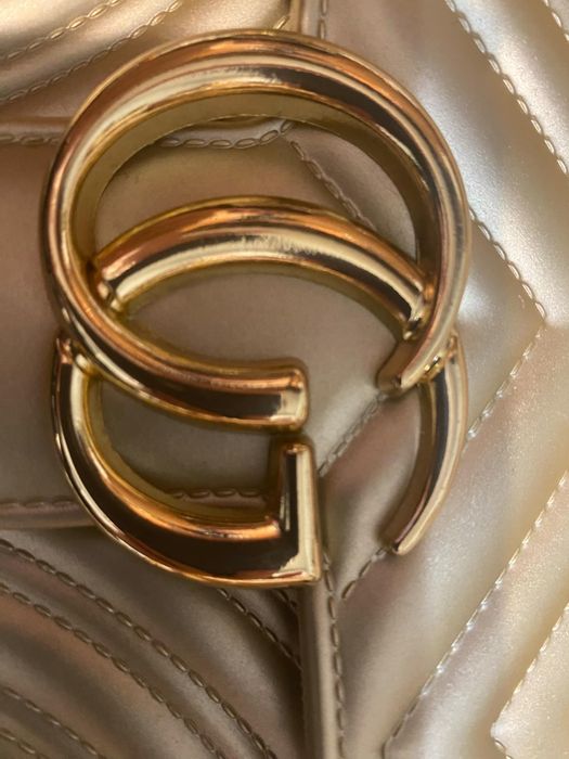 Нова чанта-златист цвят-gucci