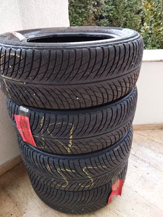 Anvelope  de IARNĂ  MICHELIN  255/55/19, 2 buc  235/55/19.  2 buc
