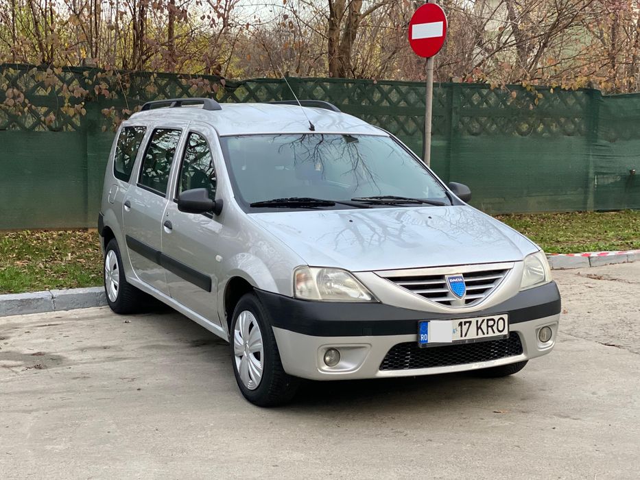 Dacia Logan Mcv Laureat 1.5 dCi 85 cp i rosu