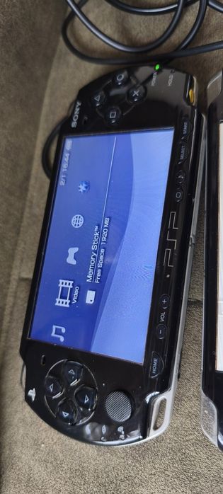 Sony PSP 1000,PSP 1001 с игри 4gb памет
Sony PSP 1000,PSP 1001 с игр