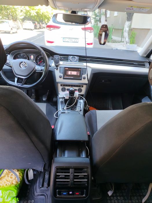 VOLKSWAGEN Passat 2016