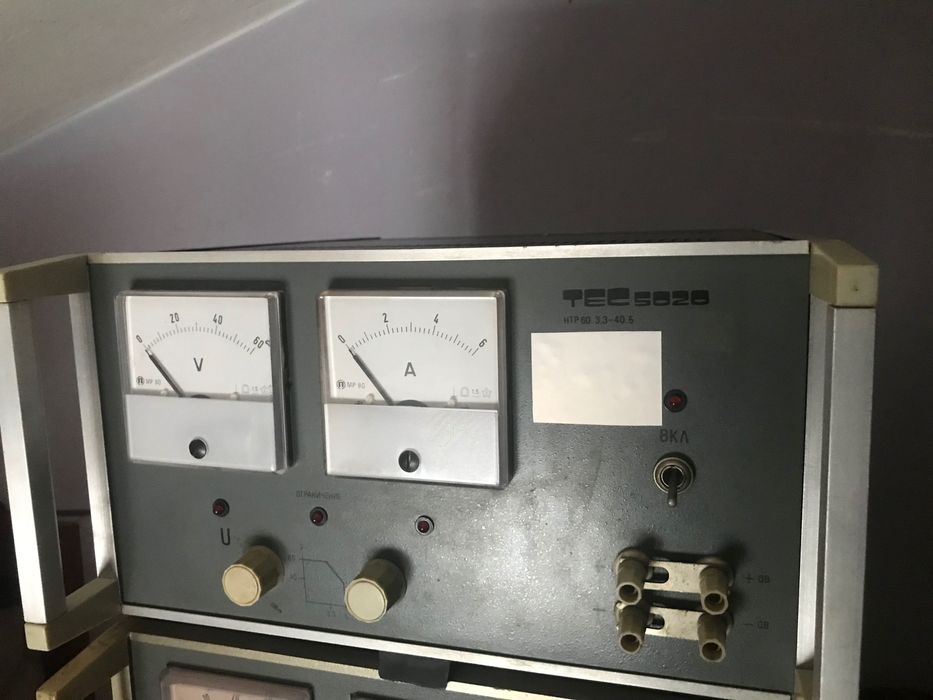 Токоизправител ТЕС 5020 / Лабораторен регулируем захранващ блок