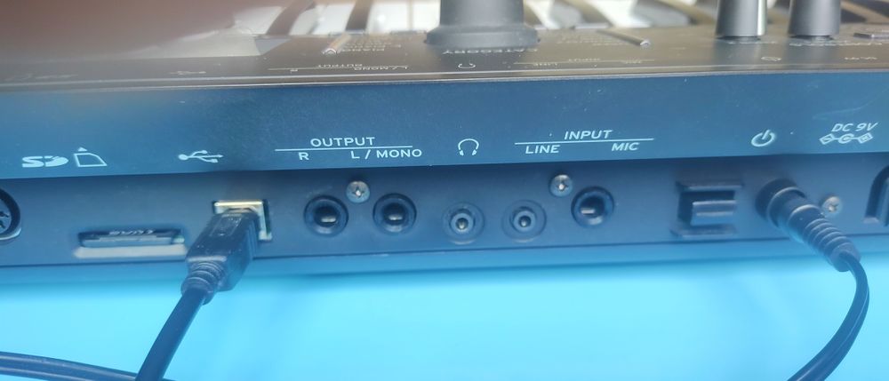 Sintetizator Clape Orga Korg Kross 2