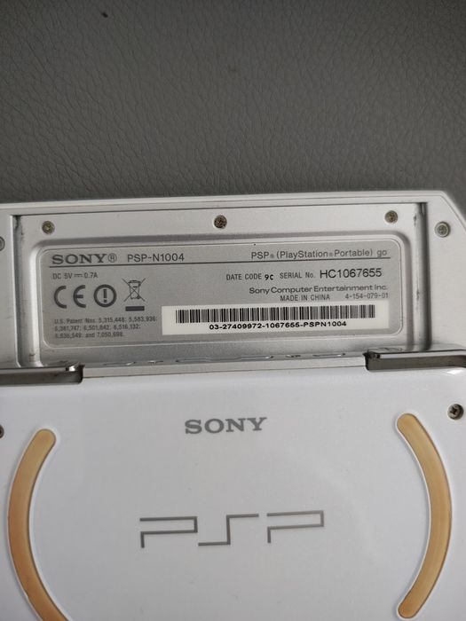 Vând consola PSP Go