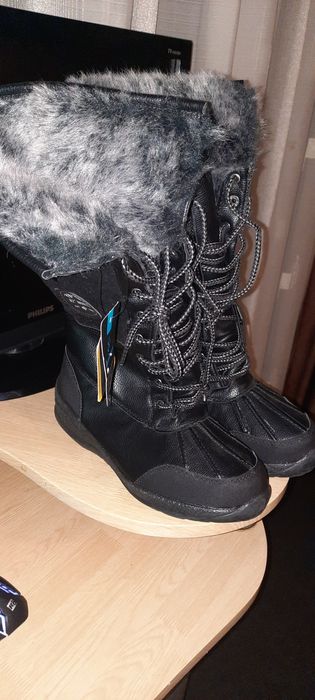 Vand cizme imblanite ptr drumetie