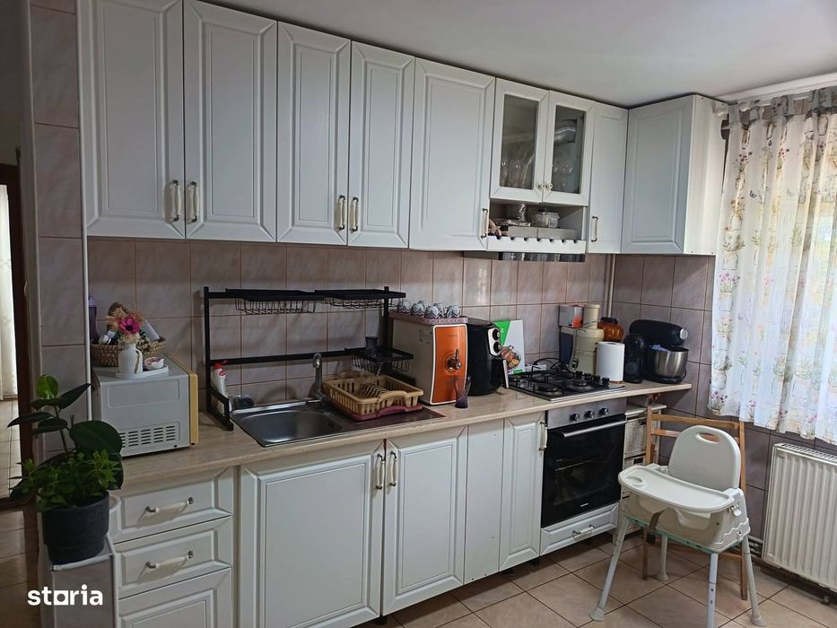 Apartament trei camere - 83mp - Liceul Pedagogic