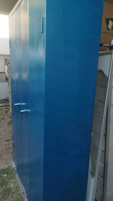 dulap metalic tip fiset cu usi culisante  200cm h x 117 latime x 45