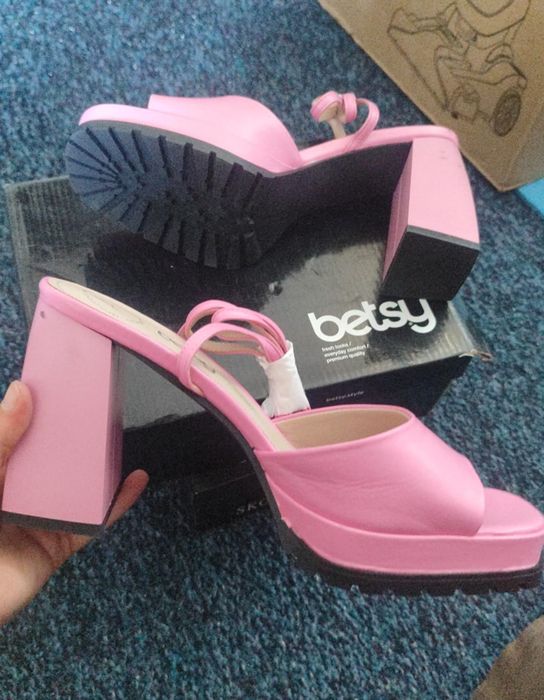 Босонжки  розовые Betsy