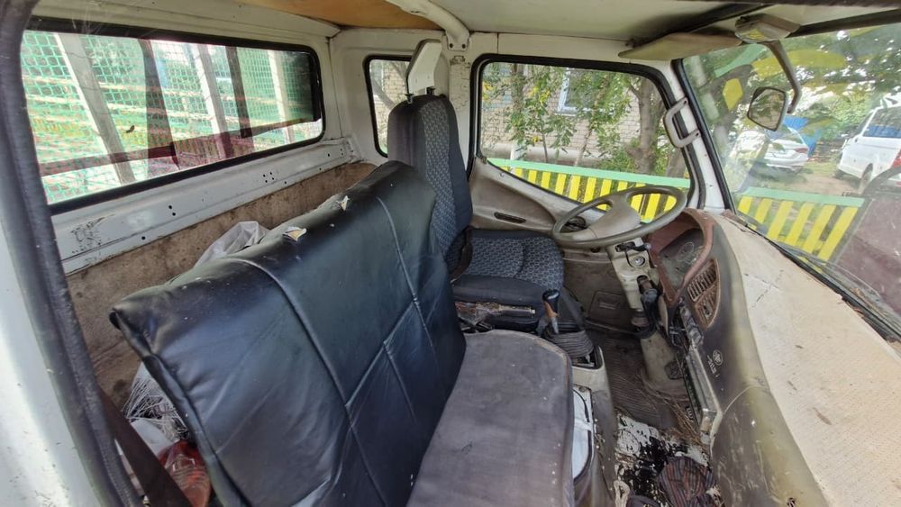 В продажу поступает Faw 1040