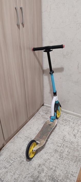 Продам самокат 11.000