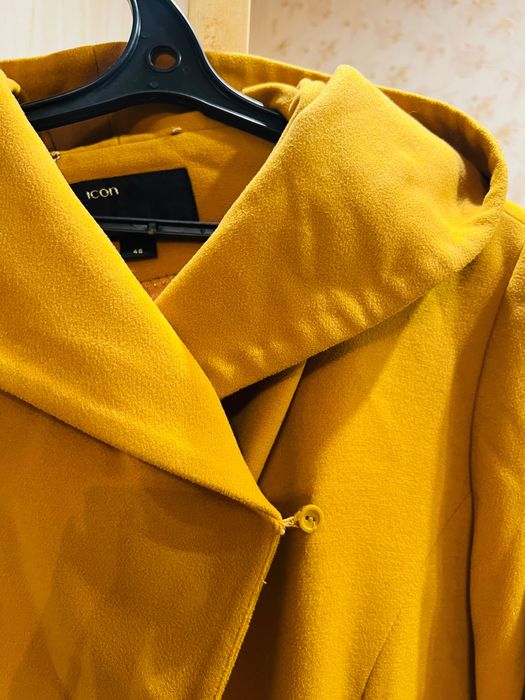 Продается новое женское пальто