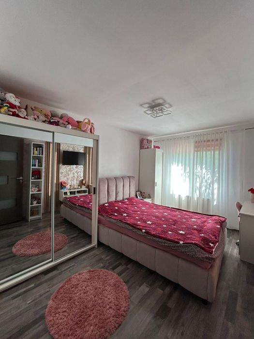 Vând apartament cu 2 camere în Târnăveni – Cartierul 1 Decembrie 1918