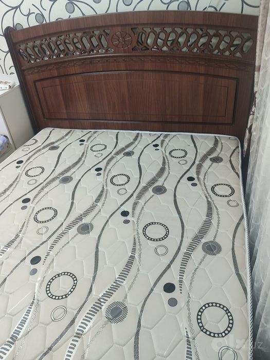Кровать двуспальная