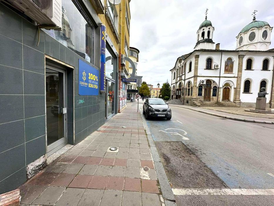 Продава се Магазин в Габрово, Център - 960 кв.м за 469 €/кв.м - Снимка #4