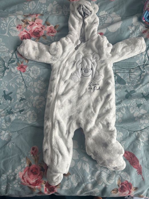 Бебешки зимен космонавт