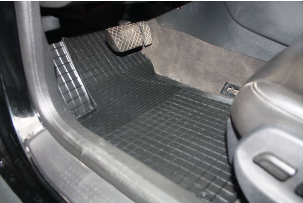 Подножки Land Cruiser 200