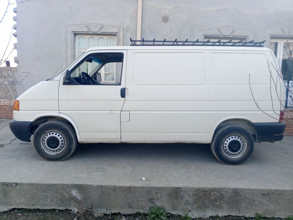 Volkswagen Transporter 2002, газ, механика