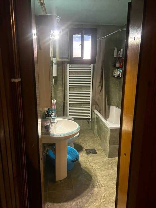 Продава се Къща в София, Слатина - 748 кв.м за 208 €/кв.м - Снимка #9