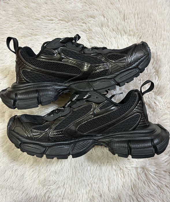 Vând Balenciaga 3XL