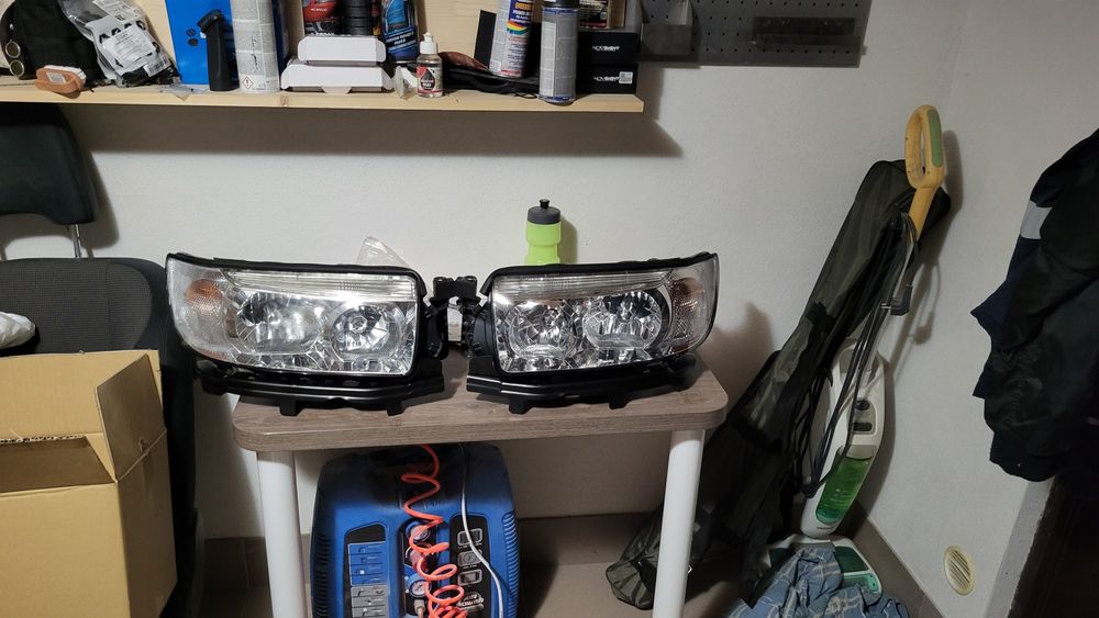 Faruri subaru forester sg 2005-2008 originale