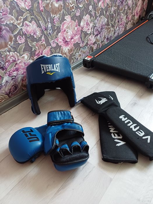 Экипировка ММА...