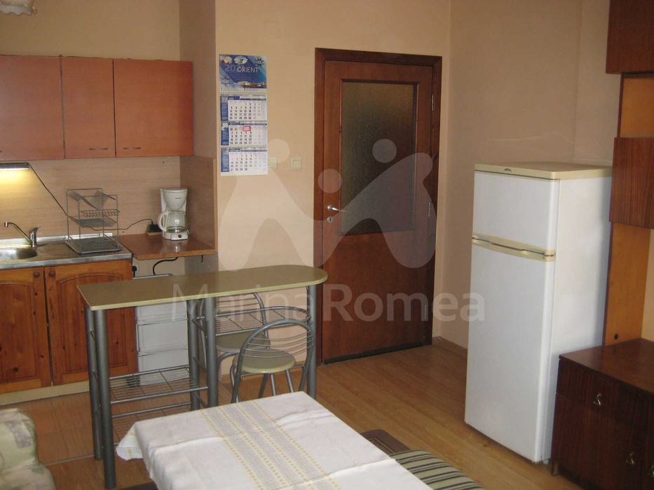 Дава се под наем Двустаен апартамент в Варна, Лятно кино Тракия - 52 кв.м за 300 € - Снимка #3