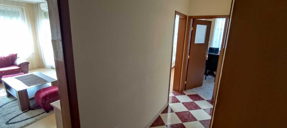 Дава се под наем Двустаен апартамент в София, Красно село - 64 кв.м за 459 € - Снимка #2