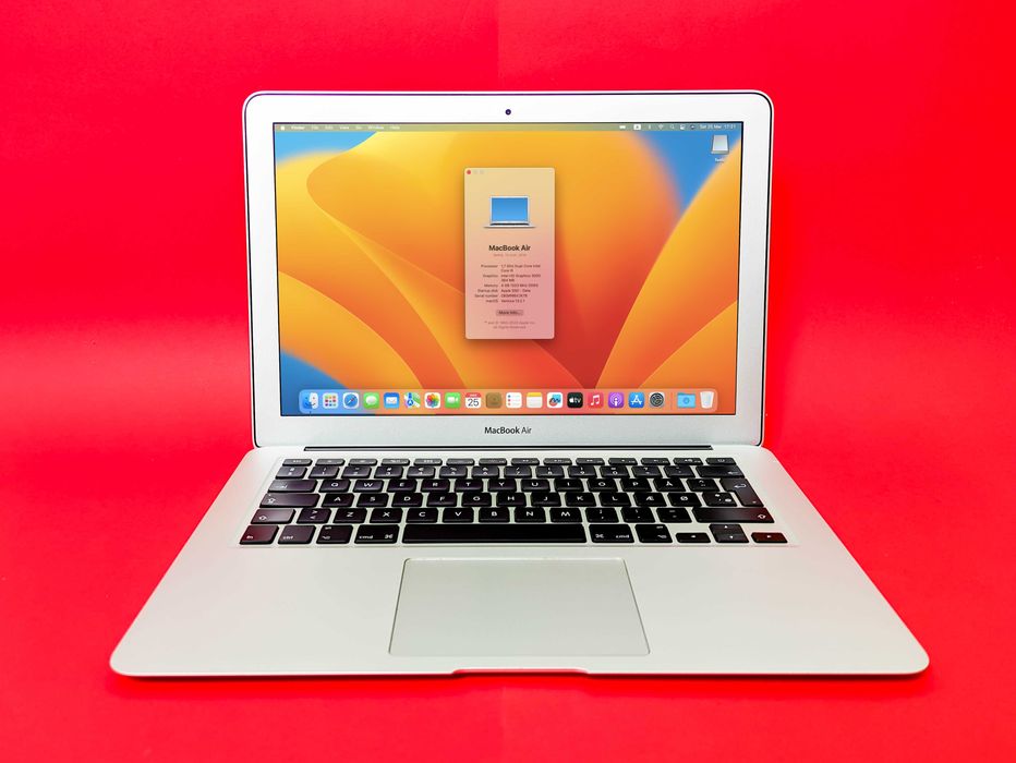 MacBook Air 2015 13' | 240GB NVME SSD | 83% Батерия | macOS Ventura |