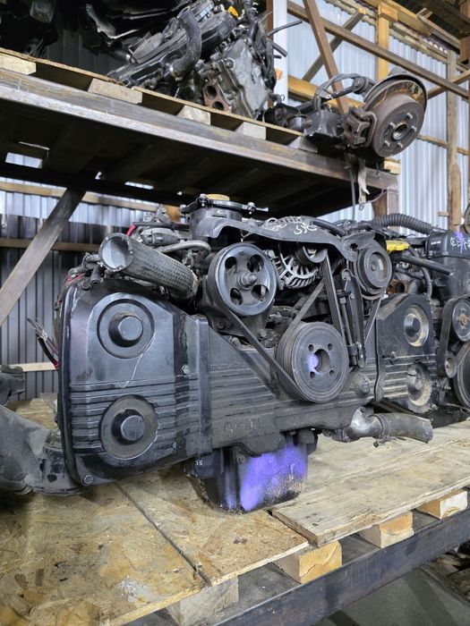 Subaru ej25 2,5 мотор коробка из японии