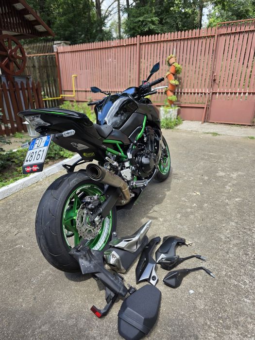 KAWASAKI Z900 2023 15000KM full accesorizat stare exceptionala