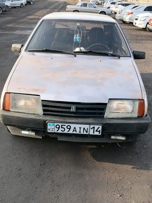 Машина сатылады 2109